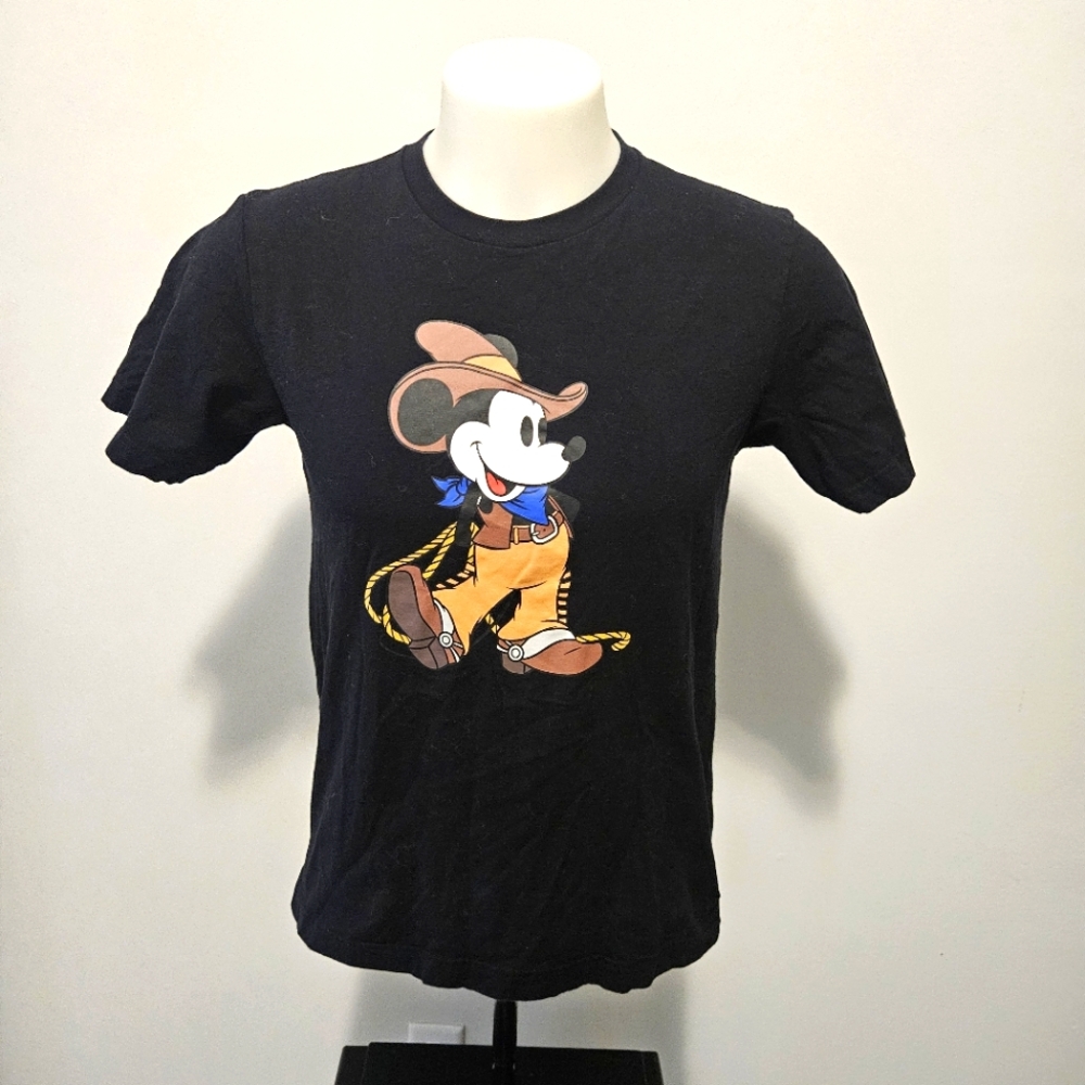 Uniqlo Mickey Mouse Magic For All Icons Short Sleeve Adult S Black Cowboy